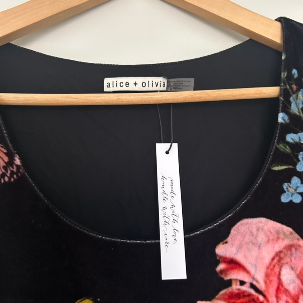 Alice + Olivia Delaina Long Sleeve Top In The Wind Floral Butterfly M NWT $275 - Picture 8 of 12